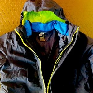 North Face XL youth insulated jacket